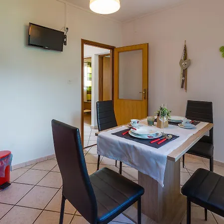 Charmantes Nur 500 Meter Zum Mit Meerblick, Privatem Balkon, Privatparkplatz * تْسْغيكفانِتْسا