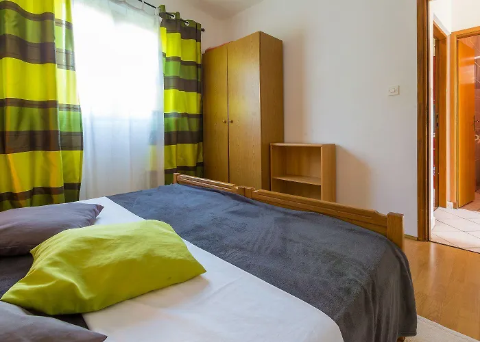 Charmantes Nur 500 Meter Zum Mit Meerblick, Privatem Balkon, Privatparkplatz *